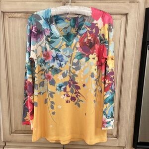 Soft Surroundings sweater Floral Long Sleeve Top v-neck sz PS